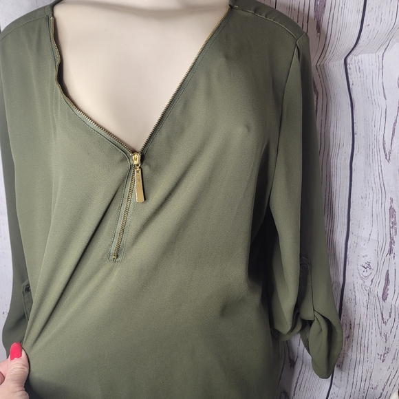Tacera Olive Green Blouse With a Zipper style look - Picture 5 of 7